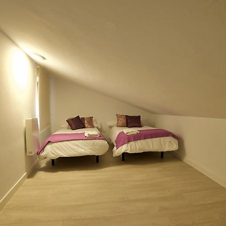 Apartamentos Barrio Humedo Catedral 2 เลออน ภายนอก รูปภาพ